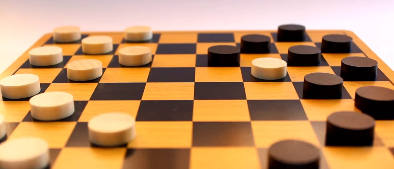 Classic English Checkers